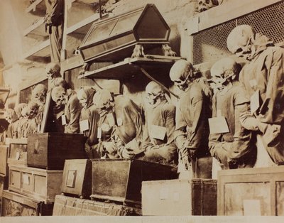 Detalhe das Catacumbas dos Frades Capuchinhos em Palermo de Giuseppe Incorpora
