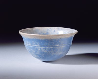 Bacia fundida azul helenística, século 2 aC (vidro) de Greek
