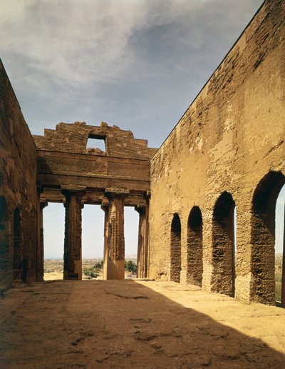 Vista interior, de, a, templo concordia de Greek