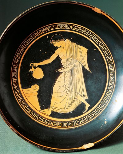 Kylix de Douris representando a juventude perto de um altar, século VI a.C. (olaria) de Greek