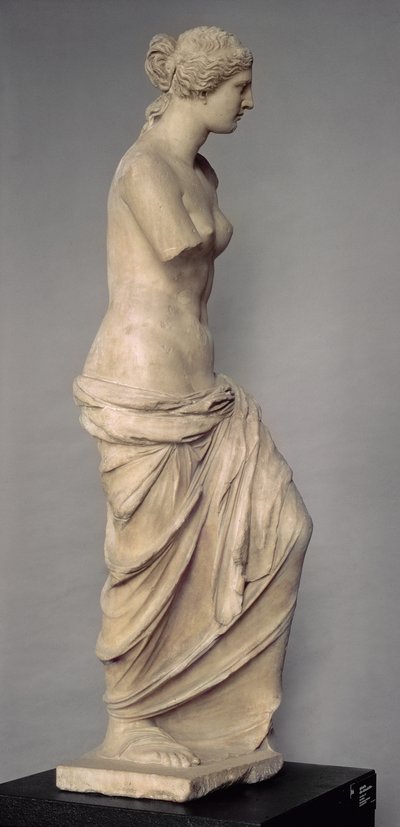 Vênus de Milo, vista lateral, grego, período helenístico, c.100-130 aC (mármore) (para vista frontal ver 14152) de Greek