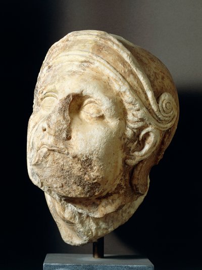 Cabeça de guerreiro por Skopas (340-420BC) em frente ao Templo Athena Alea em Tegea, século IV a.C. (foto) de Greek