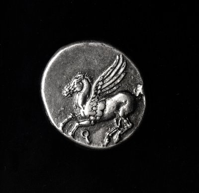 Verso de uma moeda que representa Pégaso, de Corinto, 700-300 aC (metal) de Greek School