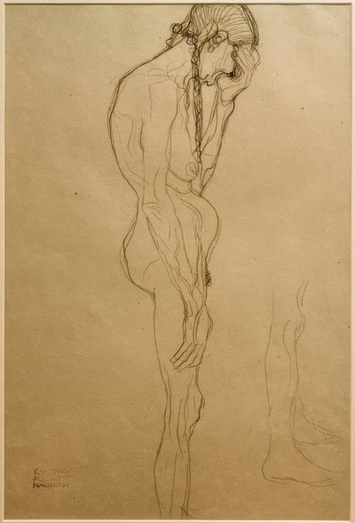 Mulher de pé em perfil à direita, estudo das pernas de Gustav Klimt