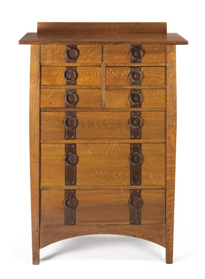 Cômoda, Modelo nº 913 de Gustav Stickley