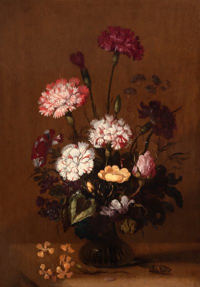 Uma Natureza Morta de Cravos, Rosas e Ciclames num Vaso de Vidro com uma Gafanhoto de Hans Bollongier