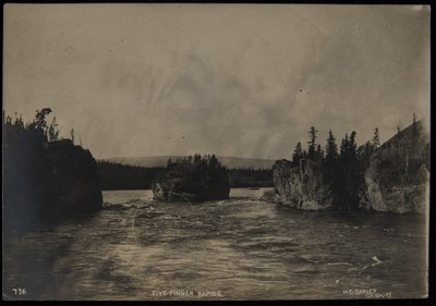 Five Fingers Rapids, fotógrafo, H.C. Barley, Skagway, sem data (fotografia a preto e branco) de Harry C. Barley
