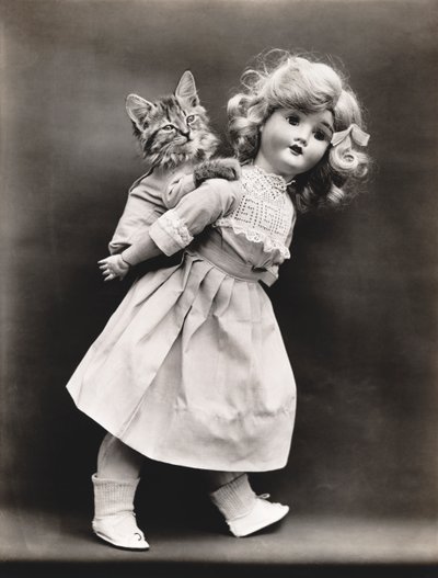 Série Kitties: Ride With a Doll, c.1914 (impressão em prata) de Harry Whittier Frees