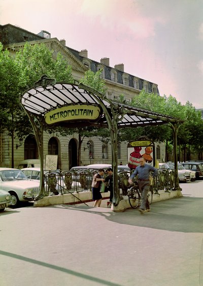 Vista da entrada do Hotel de Ville Metropolitain, 1899-1904 de Hector Guimard