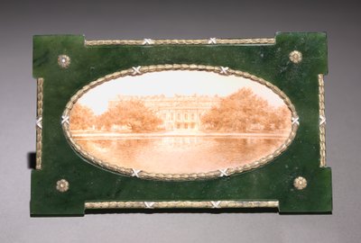 Framed Miniature of Hampton Court, firma de Peter Carl Fabergé (1846-1920) de Henrik Wigstrom