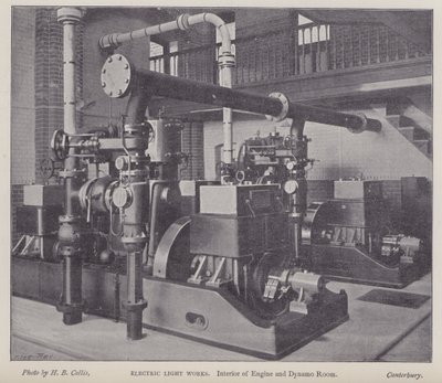 Interior da sala das máquinas e dínamo, Luzes eléctricas, Canterbury, Kent (foto a p/b) de Henry Beauchamp Collis