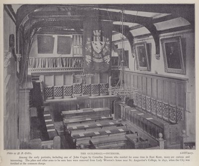 Interior do Guildhall, Canterbury, Kent (foto a p/b) de Henry Beauchamp Collis