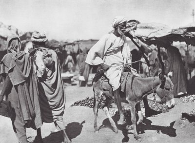 África: Mercado de fruta em Omdurman (fotografia a preto e branco) de Hugo Adolf Bernatzik