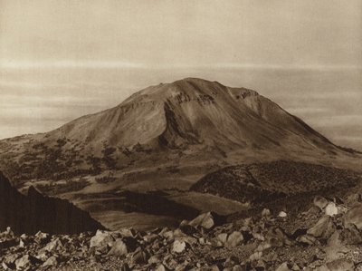 México: A "Sierra Negra" vista do Pico de Orizaba, Estado de Puebla (fotografia a preto e branco) de Hugo Brehme