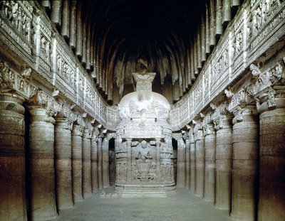 Interior da caverna 26 de Indian School