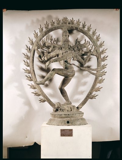 Shiva Nataraja, Dravidian (bronze) (ver também 239922) de Indian School