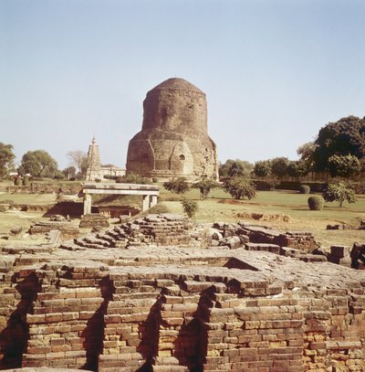 A stupa de Dhamekh, c.500 dC de Indian School