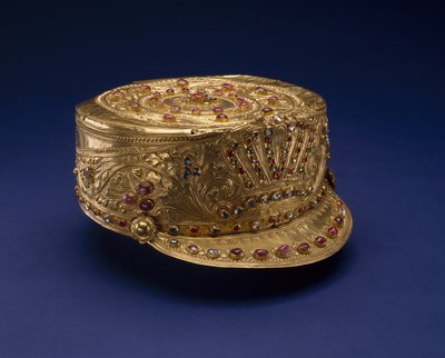 King&39;s Crown, Buleleng Regency, Bali, c.1890 (ouro, rubis, safiras, diamantes e cobre) de Indonesian School
