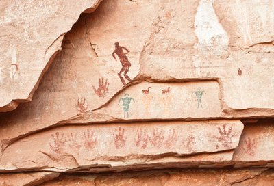Arte rupestre dos Anasazi e de outros povos que habitavam os primeiros habitantes das Quatro Cor... de Ira Block