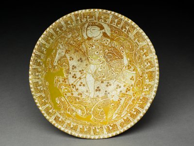 Bacia com Cavaleiro e Insígnia Pseudo-Kufic (fritware com overglaze em brilho) de Iranian School