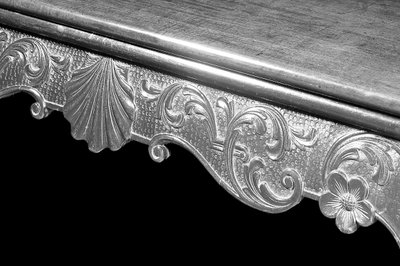 Detalhe de uma mesa de jogo George III, c.1765 (mogno) de Irish School