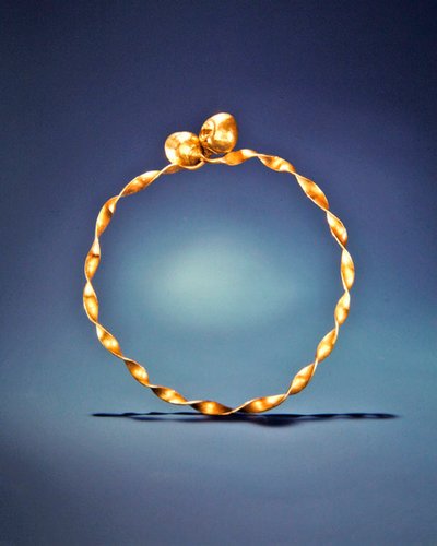Gola torcida, Ardnaglug, Condado de Roscommon, Idade do Ferro precoce (ouro) de Iron Age