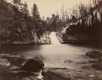 Lula Lake, Upper Falls, Lookout Mountain, Geórgia de Isaac H. Bonsall