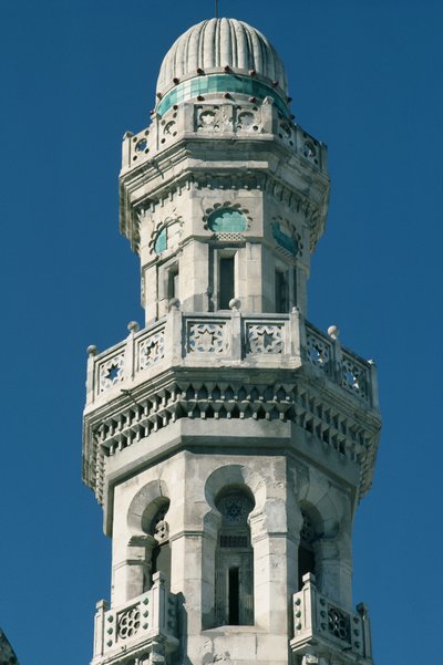 Detalhe de um minarete (foto) de Islamic School