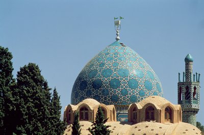 Cúpula de azulejos turquesa do Mausoléu de Shah Nematollah Vali, construída entre 1330-1430 de Islamic School