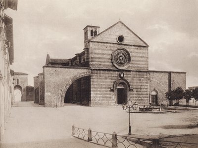 Assis: Igreja e Convento de S Chiara, Filippo da Campello (foto p/b) de Italian Photographer