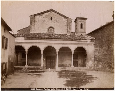 Igreja do Espírito Santo, Ravenna, Emilia-Romagna, Itália, fotografia de Pietro Poppi, Bolonha, ca 1900 de Italian Photographer