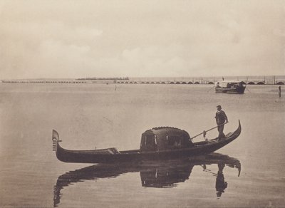 Gôndola And Bridge Road (foto a p/b) de Italian Photographer