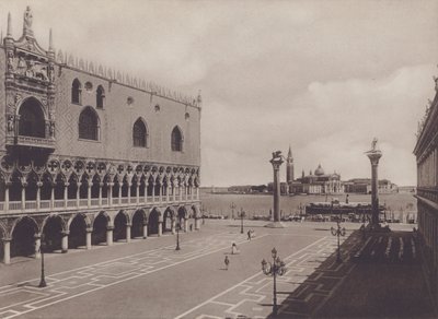 Piazzetta (foto a p/b) de Italian Photographer