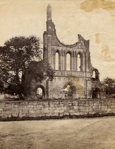 Ruínas da abadia de Byland, vista do noroeste, Reino Unido, cerca de 1890 de Italian Photographer