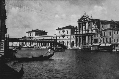 Veneza, Igreja Jesuíta e Estação Ferroviária (foto a p/b) de Italian Photographer