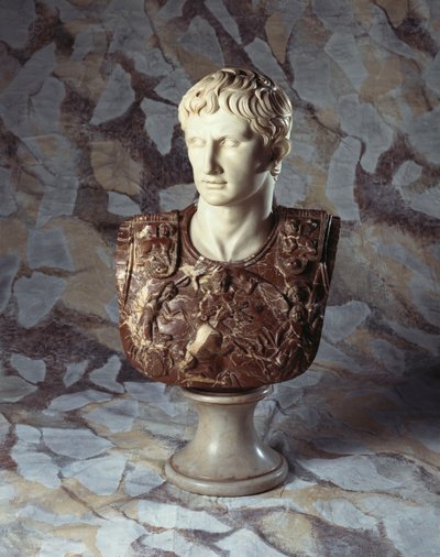 Uma estatuária esculpida em italiano e busto de mármore brecha de César Augusto, após a antiguidade de Italian School