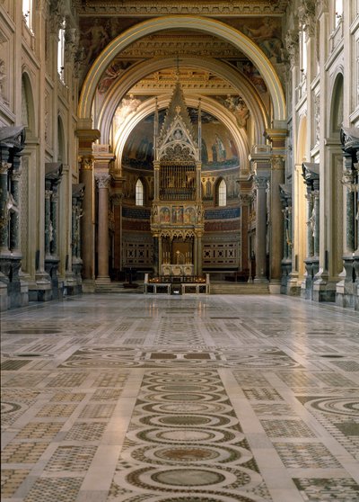 Arte gótica: vista do altar papal acima do Tabernáculo feita por Giovanni di Stefano por volta de 1367 adorna doze painéis decorados com frescos de Barna da Siena (século XIV). 1367-1368. Basílica de São João de Latrão (San Giovanni in Laterano) de Italian School