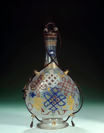Arte italiana: garrafa de vidro com decorações em policromia. Feito em Itália. Paris do século XVI, Museu do Louvre de Italian School
