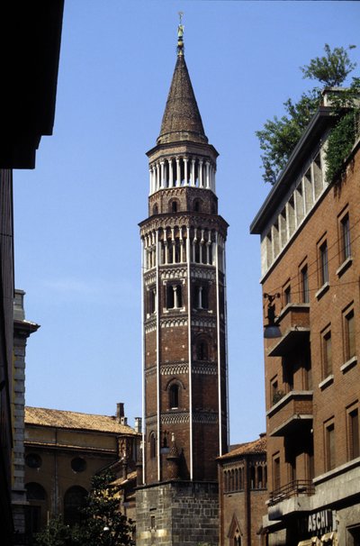 Milão: a torre do sino de San Gottardo. de Italian School