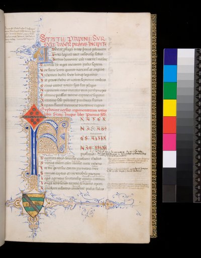 Ms 329. Statius, Thebaid, f.19r. Inicial iluminada [F] em azul com decoração reservada para o incipit, e inicial menor [A] em ouro para o argumentum, e intrincado contraste de caneta - florindo de ouro e azul, estendendo-se para formar um foliate em forma  de Italian School
