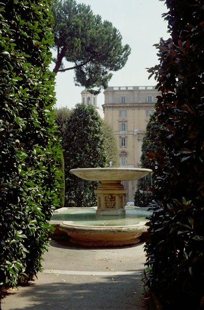 Piazza Santa Marta Fountain de Italian School
