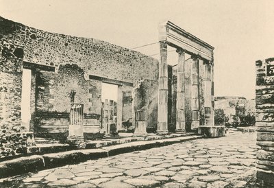 A entrada para o fórum triangular como é (gravura) de Italian School