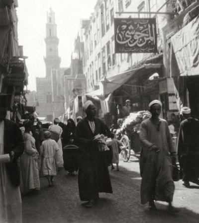 Bazar de El Ghoria, Cairo, Egito, século XX de J. Dearden Holmes
