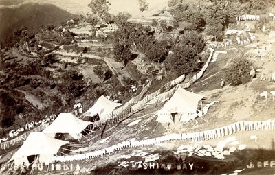 Subathu India Washing Bay, c.1900-1930 (foto sépia) de J. Gee
