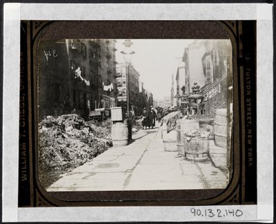 Tammany Street Cleaning antes do Dia Warings, em frente ao 9 Varick Place, c.1890 de Jacob August Riis