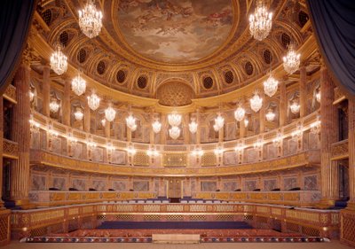 Vista do interior da Royal Opera of Versailles realizada por Ange-Jacques Gabriel (1698-1782) Século XVIII Versailles de Jacques Ange Gabriel