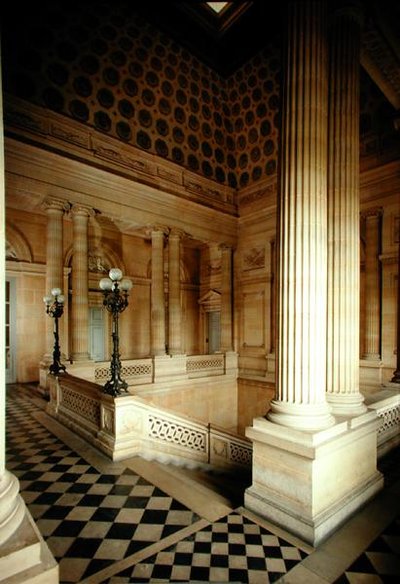 LEscalier dHonneur, construído em 1768 de Jacques Denis Antoine