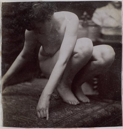 Estudo de um modelo feminino nu, visto de frente, no estúdio de Jacques de Lalaing, estudo preliminar de elemento para uma fonte no Musee des Beaux arts, Tournai e para uma fonte circular de Jacques Lalaing (attributed to)