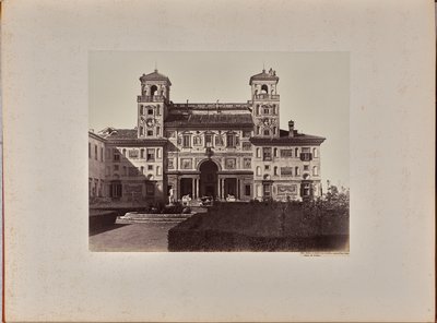 Villa Medici; a fachada virada para o jardim, atualmente a Académie de France de James Anderson
