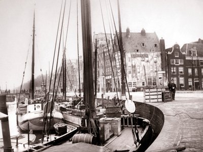 Barcos de canal, Roterdã, 1898. de James Batkin